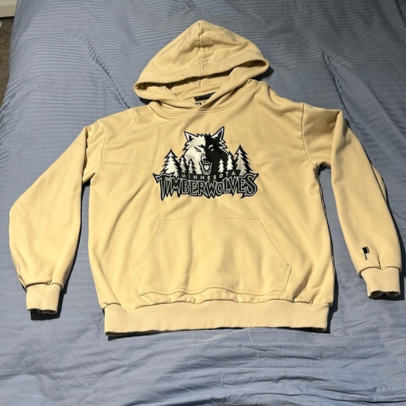 2023-2024 limited edition Timberwolves x Lamb Chops hoodie medium - Picture 1 of 4